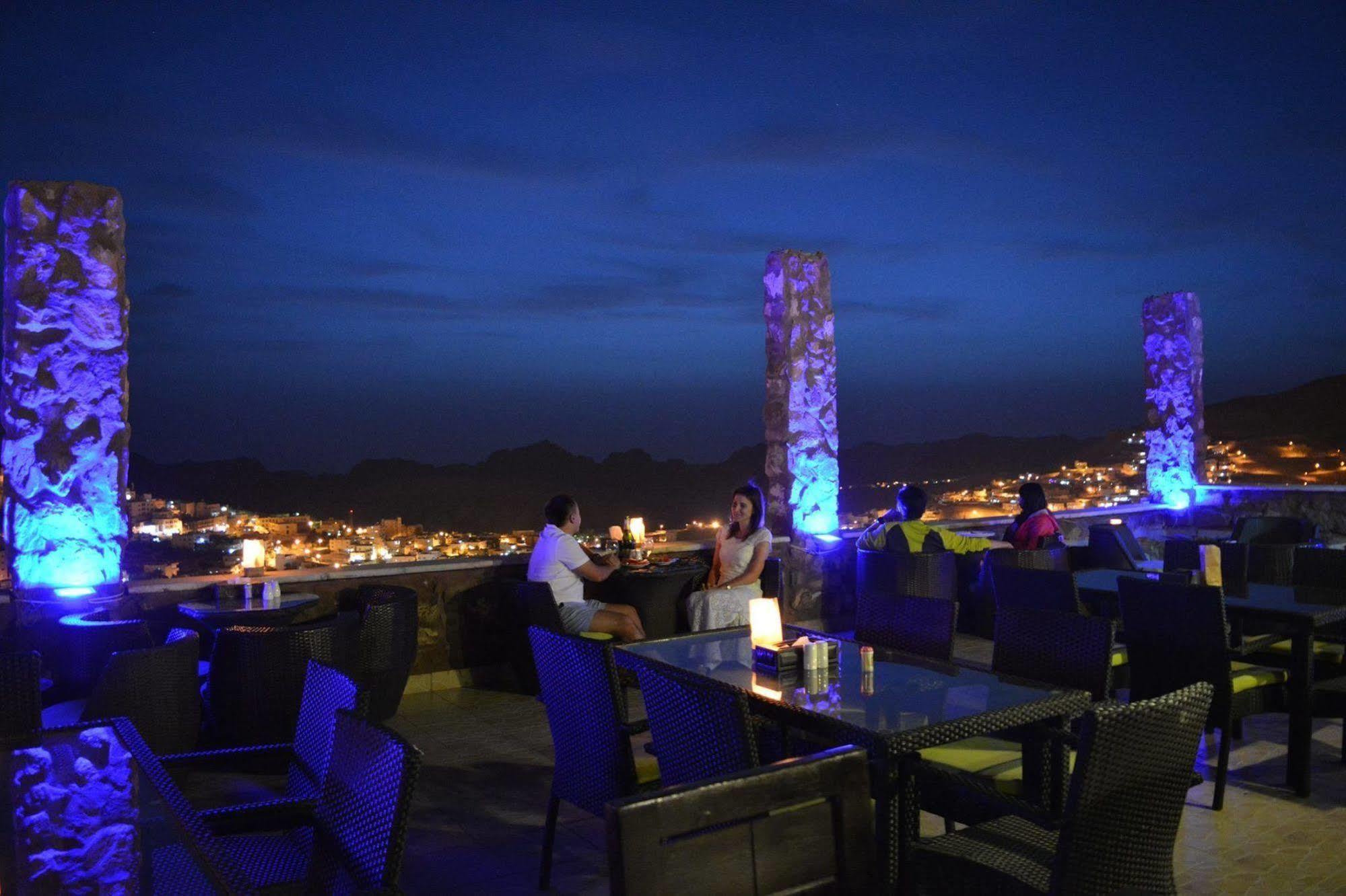 Tetra Tree Hotel Wadi Musa Exterior photo