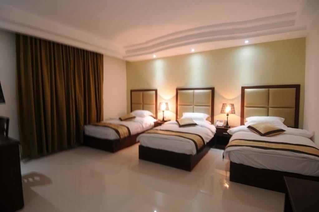 Tetra Tree Hotel Wadi Musa Exterior photo