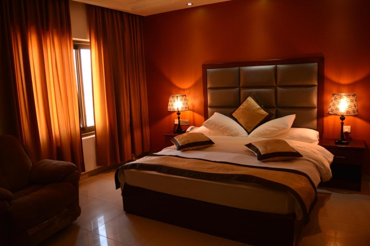 Tetra Tree Hotel Wadi Musa Exterior photo